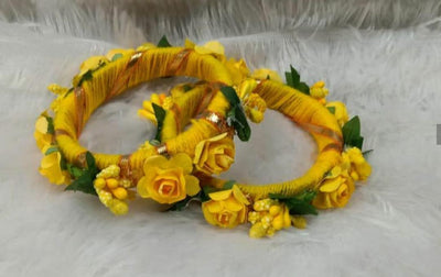 Lamansh Bangles Set Yellow / Artificial flowers / Haldi ,Wedding,Engagement Lamansh™ Floral Bangles Set for Engagement / Haldi / Floral Accessories set