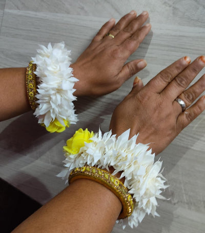 Lamansh Bangles Set Yellow-White / Artificial flowers / Haldi ,Wedding,Engagement Lamansh™ (Set of 1 pair) Floral Bangles Set for Engagement / Haldi / Floral Accessories set