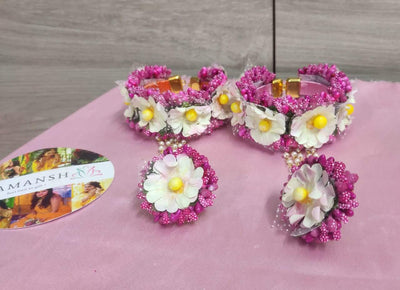 Lamansh Bracelet Attached With Ring Set White - Pink / Artificial flowers / Haldi ,Wedding,Engagement Lamansh™ Floral Ring Bracelet Set for Engagement / Haldi / Floral Accessories set