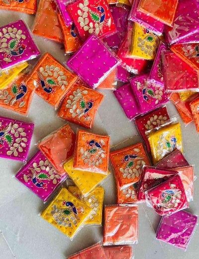 Set of 25 Haldi Kumkum Plates Holder for Return Gifts Housewarming Gifts  Puja Favors Mehendi Wedding Favors Diwali Gift for Guests Free Ship - Etsy