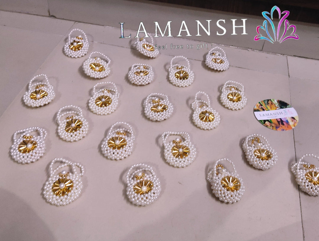LAMANSH Pearls beaded Coin 🪙 Pouches / Coin Moti Bags / Mini Potli gin –  Lamansh