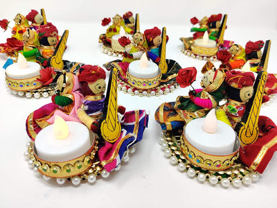 LAMANSH Dolls DDLJ Couple  Multicolor / Musical Band / 2 LAMANSH® Pack of 2 sets Rajasthani Dolls DDLJ Couple Tealight Candle Holder, Multicolor