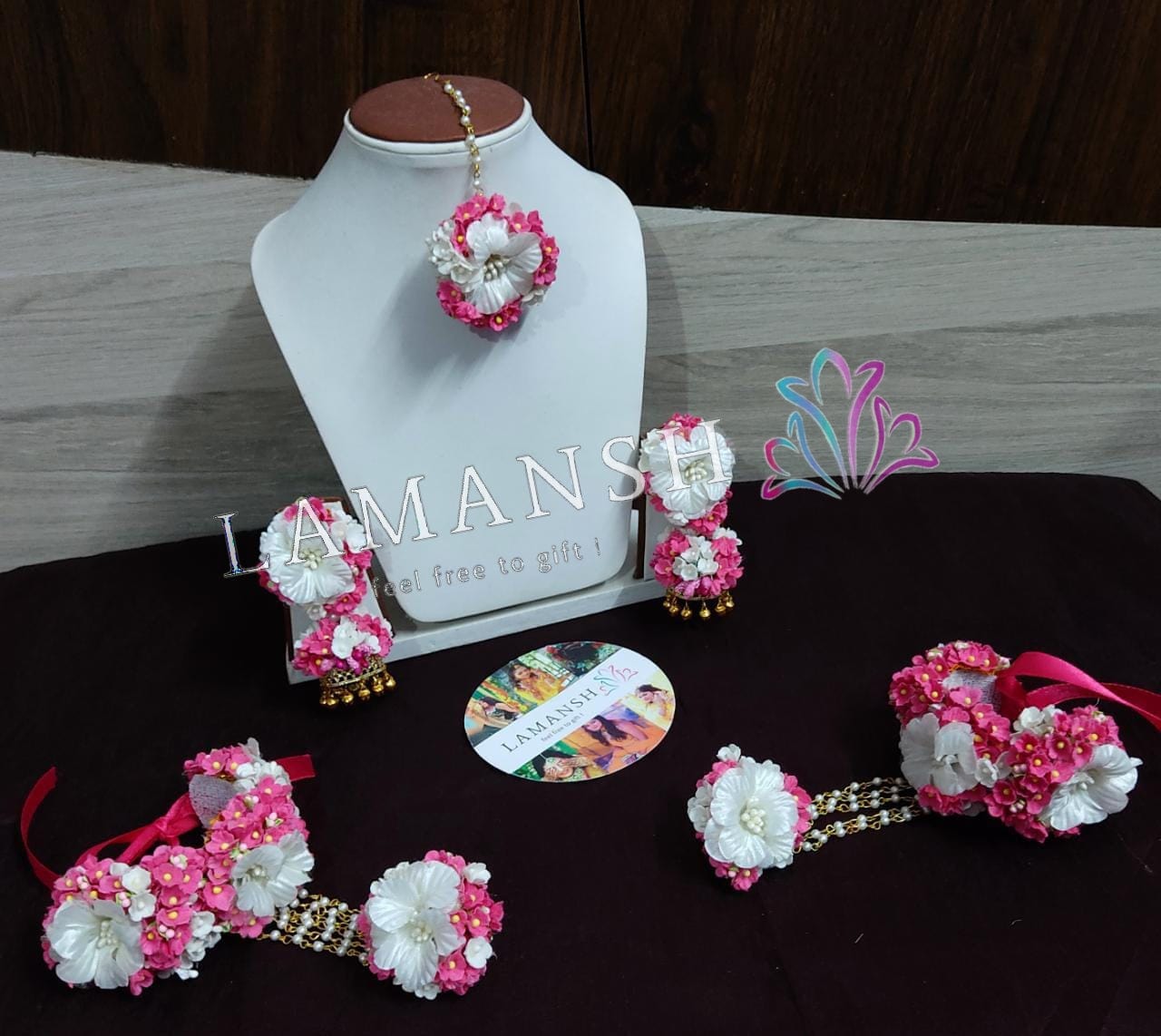 LAMANSH Earring, Maangtika & Bracelet Set Pink - White / Free Size / Bridal Look Lamansh® 🌺🌹🌷 Floral Jewellery Set