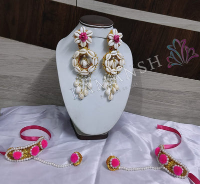 LAMANSH Earrings & Bracelet attached with Ring set White- Pink / Standard / Shells 🐚 Style Lamansh® Flower Jewellery Set With Shells Earrings & Bracelet set