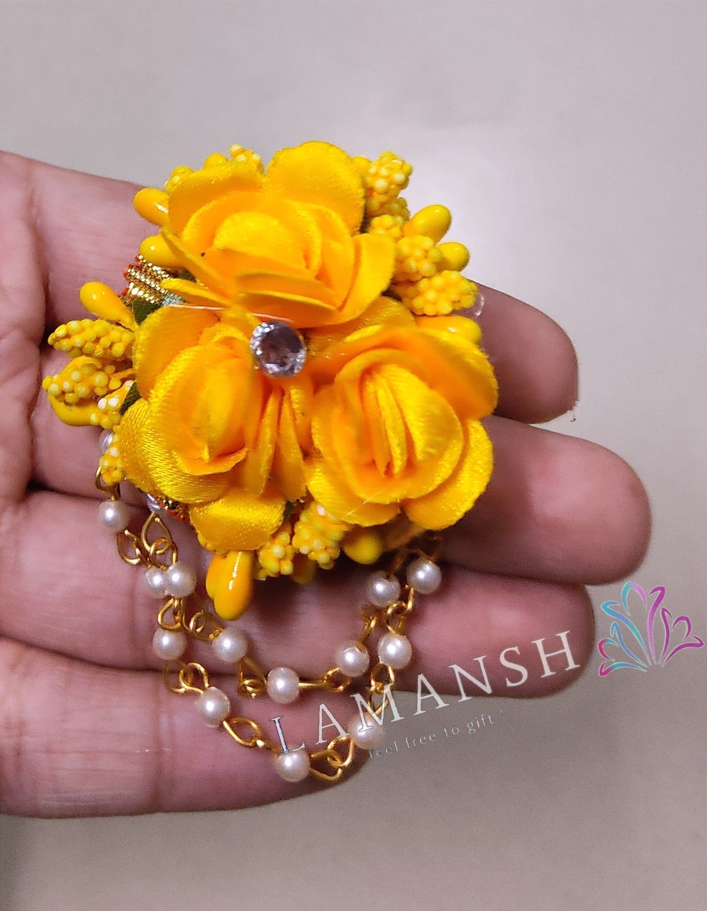 LAMANSH Floral 🌺 brooches LAMANSH® Yellow Fabric Flower Brooches 💛 for Guests in Wedding & other events / Bridesmaid Giveaways Favours ✨ for haldi mehendi sangeet