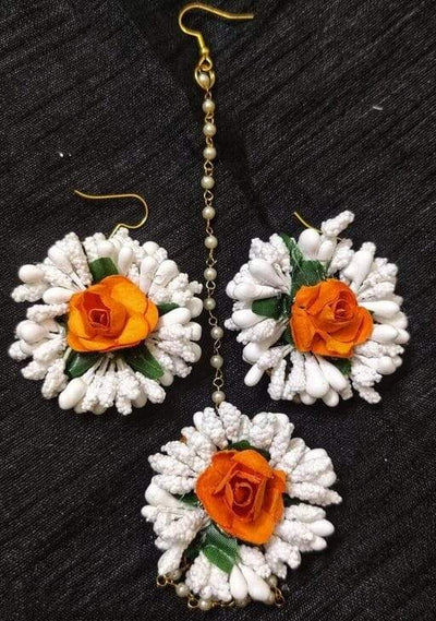 Lamansh Floral 🌺 Giveaways 3 Maangtika & 3 Pair Earrings set / Orange-White LAMANSH® Flower Jewellery Set / Set of 3 Maangtika & 3 pair Earrings / For Women & Girls / Haldi Set