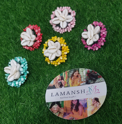 LAMANSH Floral 🌺 Giveaways Assorted colors / Set of 30 Rings LAMANSH® Pack of 30 Artificial Shells 🌺 Flower 💍Ring's / Bridesmaid Giveaways for haldi mehendi sangeet ceremony