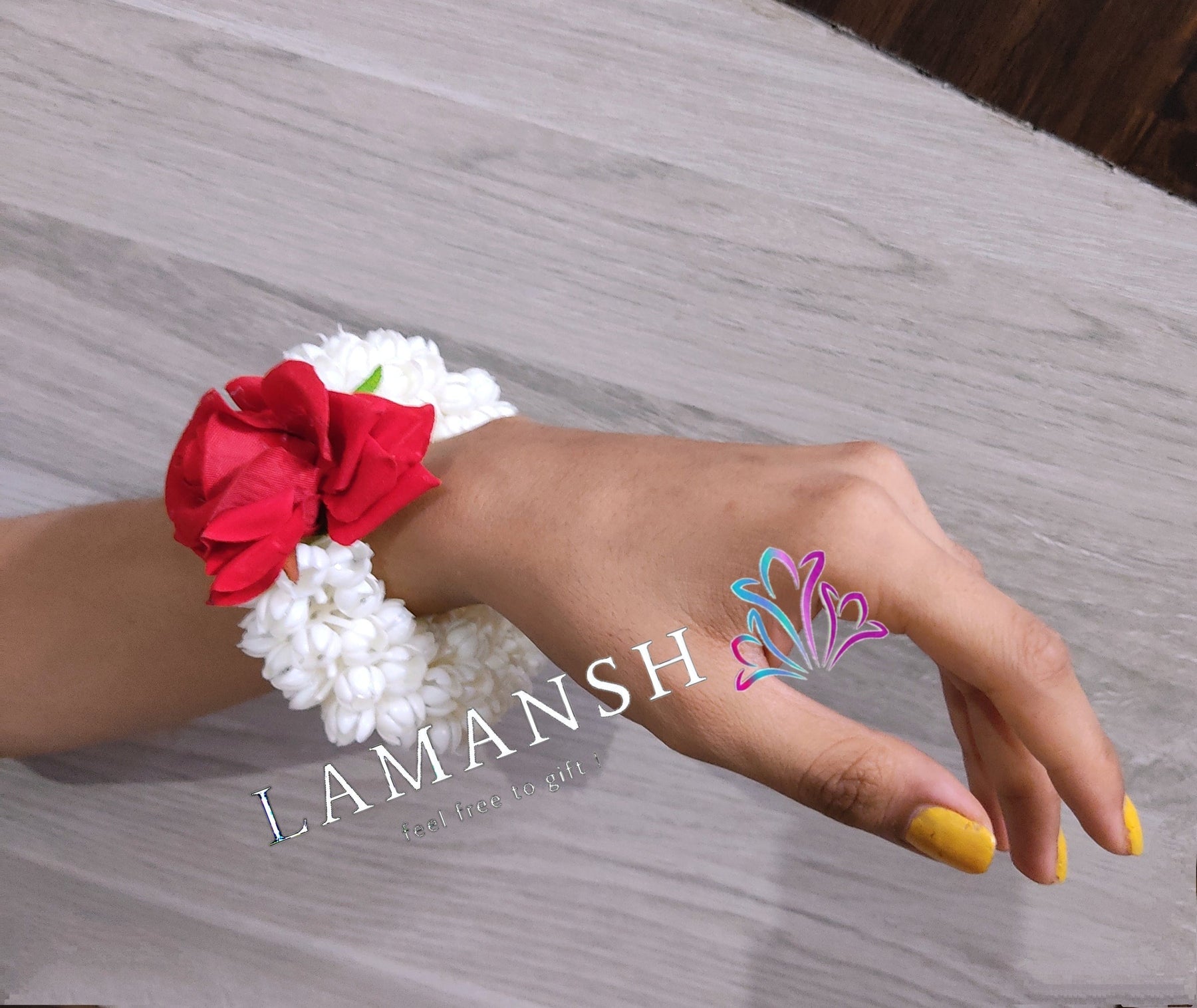 Avantika , Pair of 2 Hand made Jadau Kundan Bangles for Women -SAY001J –  www.soosi.co.in