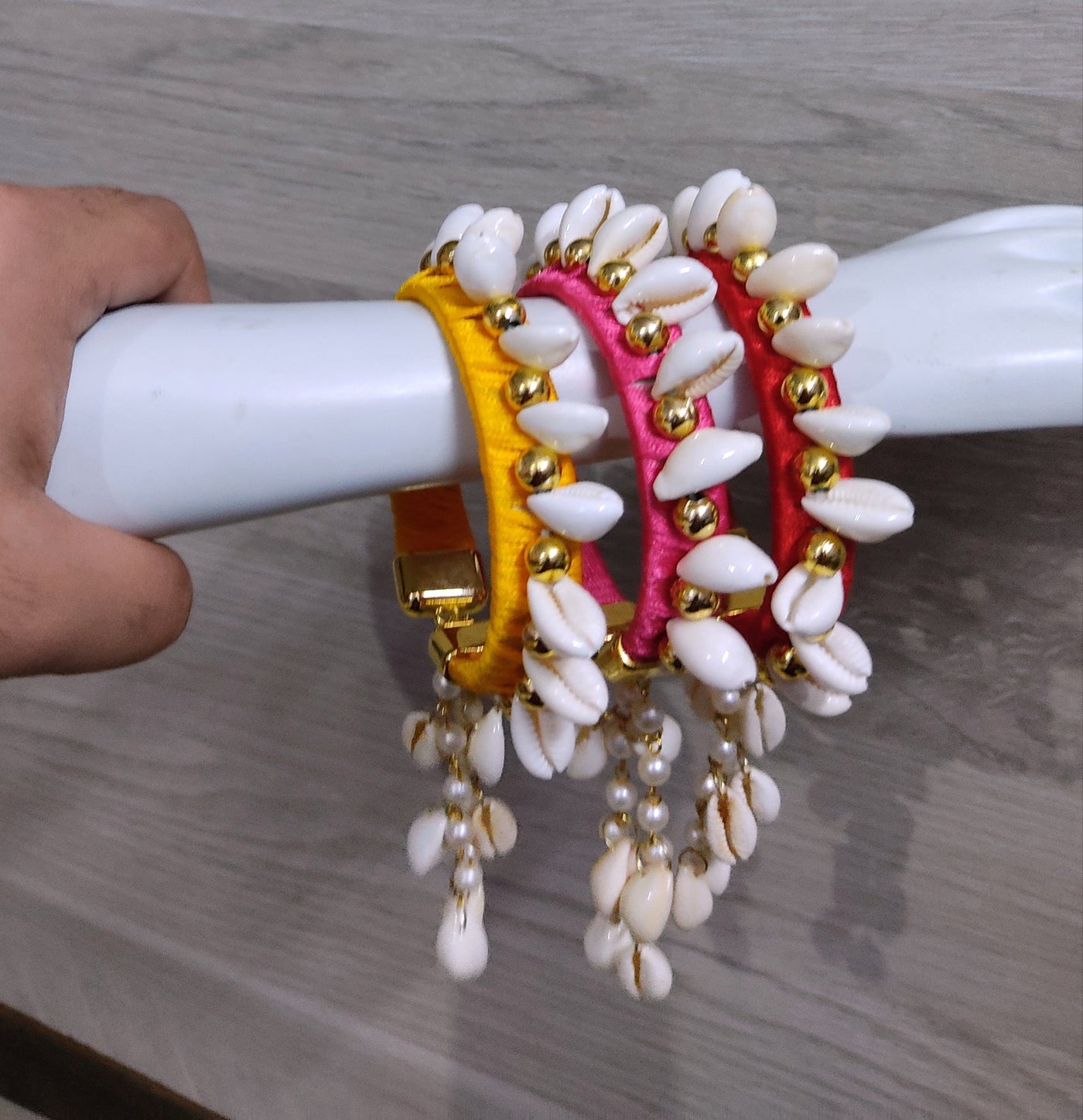 LAMANSH Floral 🌺 Giveaways LAMANSH® Set of 20 (Free size) Shells 🐚 Bracelets Kade Bangles Hathphool for Bridesmaid Giveaways / Best wedding favors return gifts for ladies guests