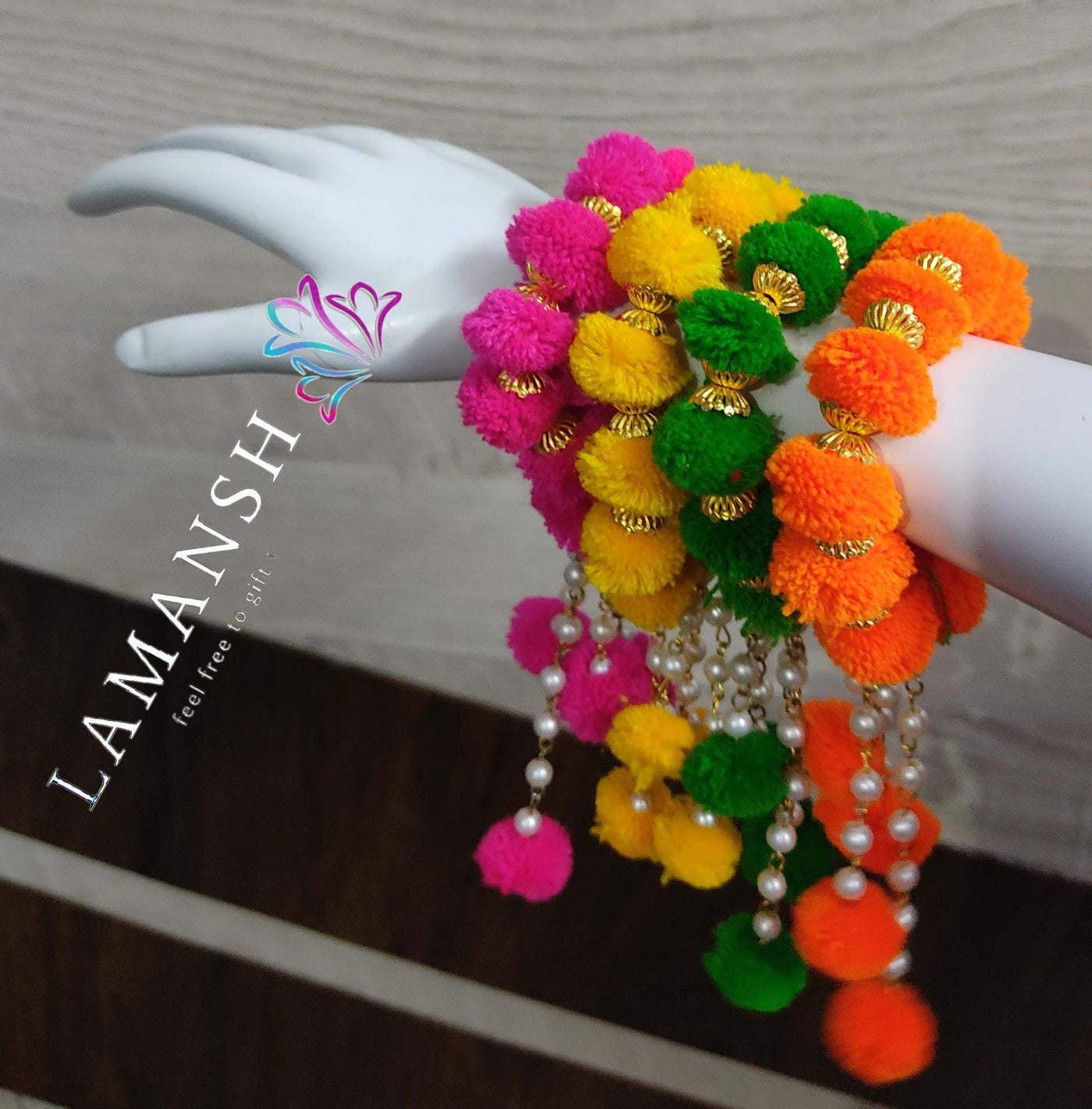 LAMANSH Floral 🌺 Giveaways LAMANSH® Set of 25 Artificial Flower Bracelets Elastic Free size Kade Bangles Hathphool for Bridesmaid Giveaways / Best wedding favors return gifts