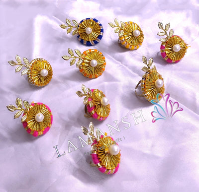 LAMANSH Floral 🌺 Giveaways Multicolor / Set of 30 Rings LAMANSH® (Set of 30) Artificial Flower 💍Ring's / Bridesmaid Giveaways set