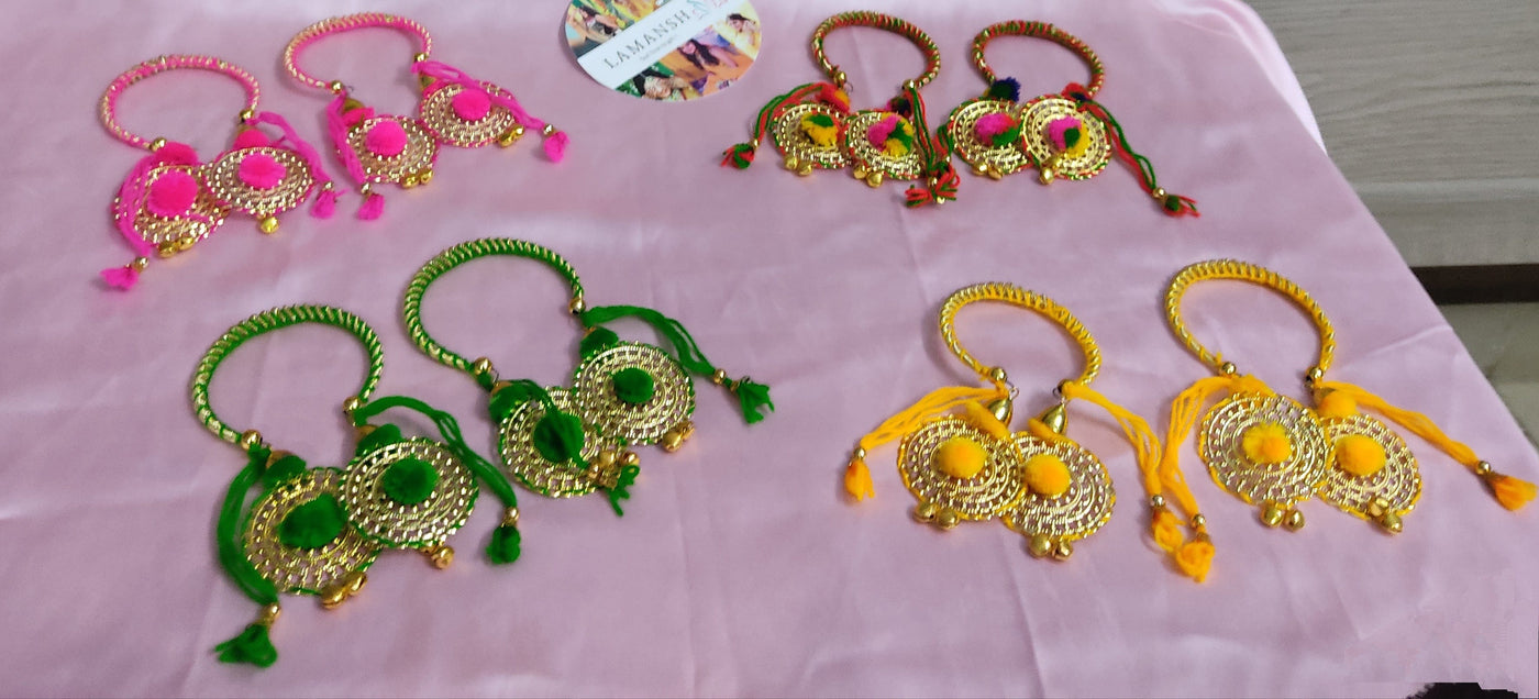 LAMANSH Floral 🌺 Giveaways Multicolor / Set of 50 Bracelets LAMANSH® Set of 50 (Free size) Artificial Flower Bracelets Kade Bangles Hathphool for Bridesmaid Giveaways / Best wedding favors return gifts