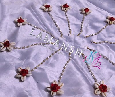 LAMANSH Floral 🌺 Giveaways White-Red / Set of 20 Maangtika's LAMANSH® Artificial Flower Maangtika's / Bridesmaid Giveaways ( Set of 20 ) set