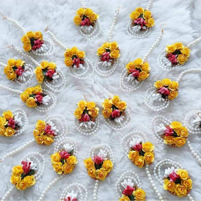LAMANSH Floral 🌺 Giveaways Yellow-Pink / Set of 20 Maangtika's LAMANSH® Artificial Flower Maangtika's / Bridesmaid Giveaways ( Set of 20 ) set