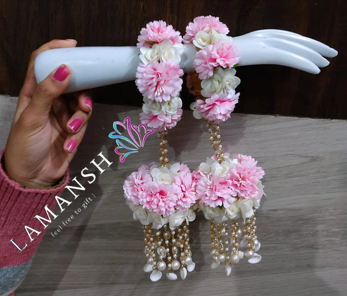 Lamansh Floral 🌺 Kalire 2 Floral Bracelets with Kaleere Set / Baby Pink & White LAMANSH® Pair of Floral 🌺 Bangles with Kaleere / Artificial Flower Kalire set for Haldi Mehendi ceremony