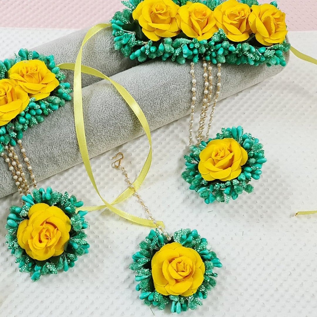 Lamansh Floral 🌺 Kalire Pair of Floral 🌺 Bracelets for Both Hands attached with ring And Maangtika / Green-Yellow LAMANSH® Special Floral set 🌺 with Hand Bracelets attached with ring / maangtika set