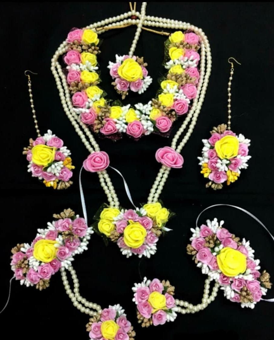 Lamansh Flower Jewellery 1 Necklace,1 Choker, 2 Earrings, Bracelet Attached With ring & 1 Maangtika Set / Yellow-Pink LAMANSH® Special Haldi Mehendi 🌺 Jewellery Set / Floral Jewellery set