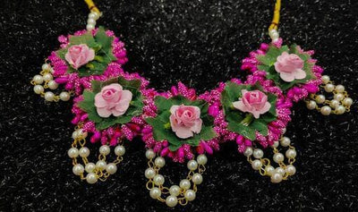 Lamansh Flower🌺🌻🌹🌷 jewellery 1 Necklace, 1 Kamarband ,2 Earrings ,1 Maangtika & 2 Bracelet attached to Ring set / Pink LAMANSH® Flower Jewellery Set with Kamarband For Women & Girls / Haldi Set