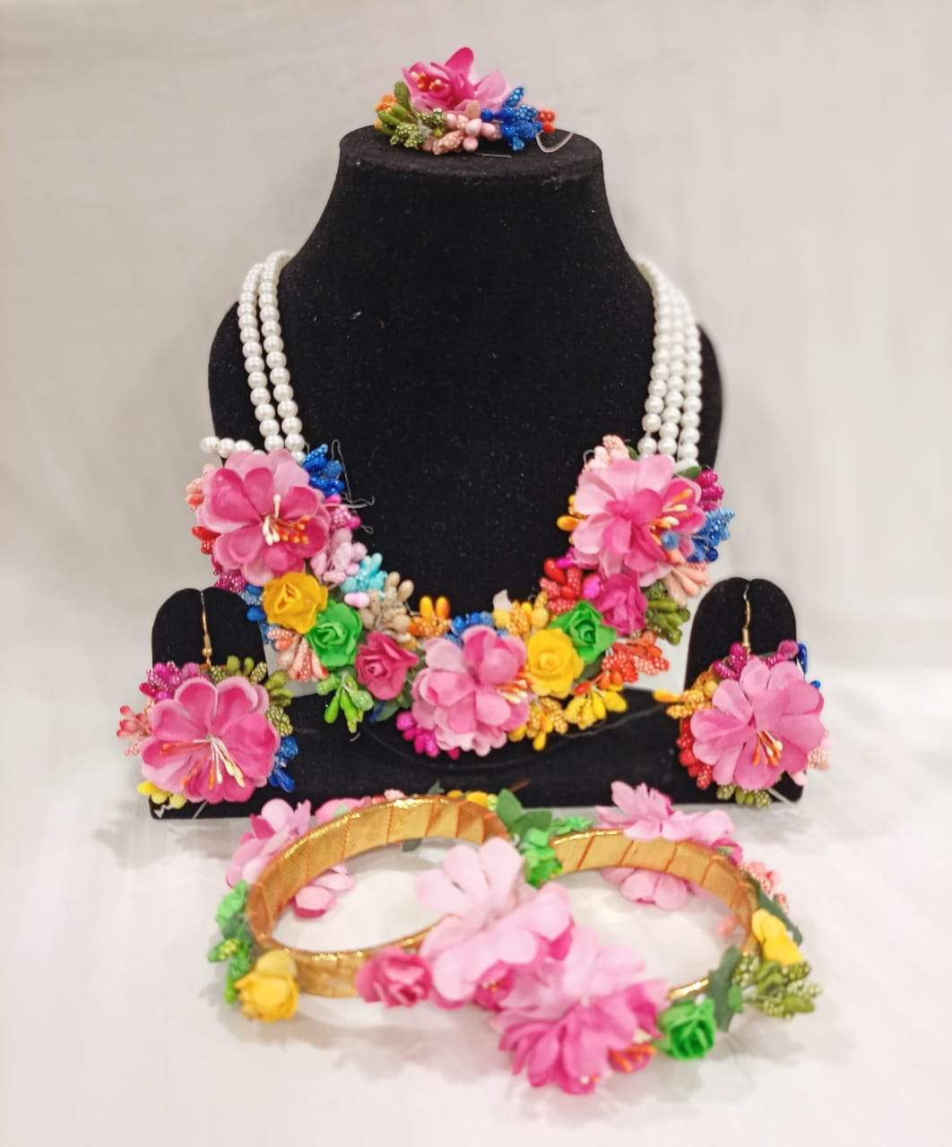 Lamansh Flower 🌺 Jewellery 1 Necklace, 1 Maangtika, 2 Earrings & 2 Bangles set / pink LAMANSH® Handmade Flower Jewellery Set For Women & Girls / Haldi Set