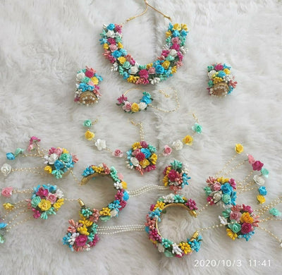 Flower Jewellery set With Nath / Nose ring set / Maangtika set 
