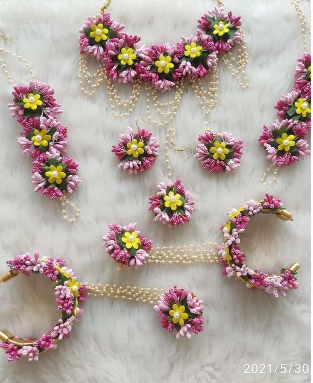 Flower Jewellery set with Bracelet / Anklets set 