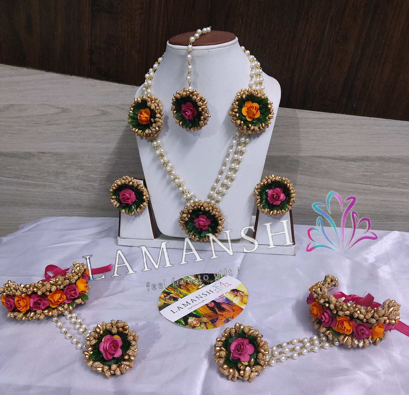 Lamansh Flower🌺🌻🌹🌷 jewellery 1 Necklace, 2 Earrings ,1 Maangtika & 2 Bracelet attached to Ring set / Gold Pink Orange LAMANSH® Artifical Floral 🌺 Jewelry Set For Women & Girls / Haldi Set