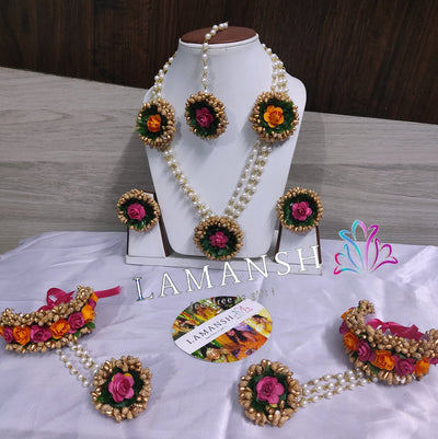Lamansh Flower🌺🌻🌹🌷 jewellery 1 Necklace, 2 Earrings ,1 Maangtika & 2 Bracelet attached to Ring set / Gold Pink Orange LAMANSH® Artifical Floral 🌺 Jewelry Set For Women & Girls / Haldi Set
