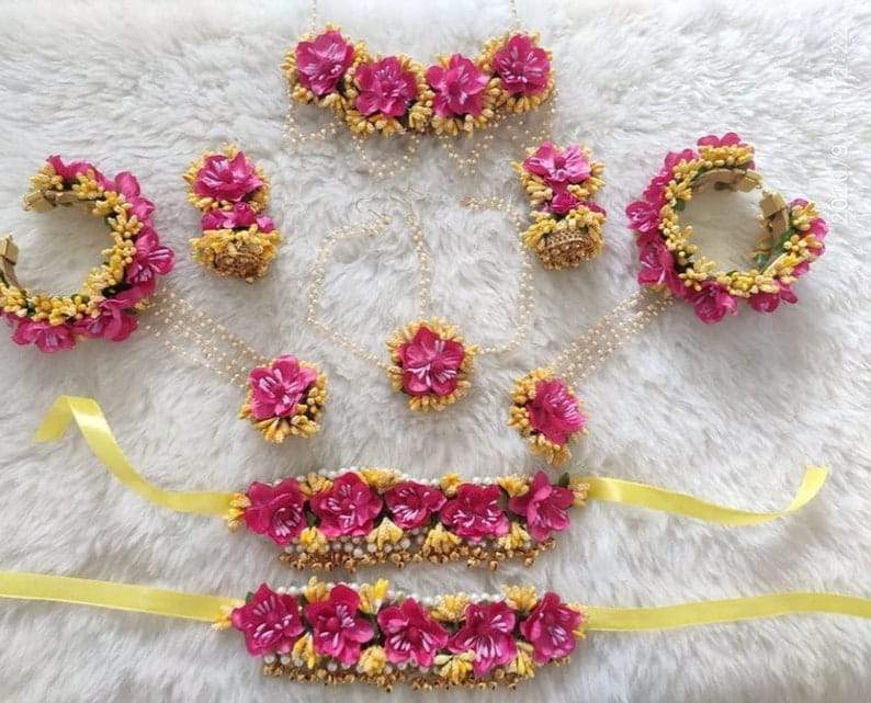 Lamansh Flower 🌺 Jewellery 1 Necklace, 2 Earrings ,1 Maangtika , 2 Bracelet Attached with ring & 2 Anklets Payal set / Yellow-Pink LAMANSH® Handmade Flower Jewellery Set For Women & Girls / Haldi Set