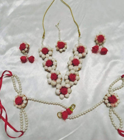 Lamansh Flower 🌺 Jewellery 1 Necklace, 2  Earrings ,1 Maangtika & 2 Bracelet Attached with ring / Red-White LAMANSH® Handmade Flower Jewellery Set For Women & Girls / Haldi Set