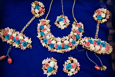 Lamansh Flower 🌺 Jewellery 1 Necklace, 2 Earrings ,1 Maangtika , 2 Bracelet Attached with ring  set / SkyBlue - Pink - White LAMANSH® Handmade Flower Jewellery Set For Women & Girls / Haldi Set