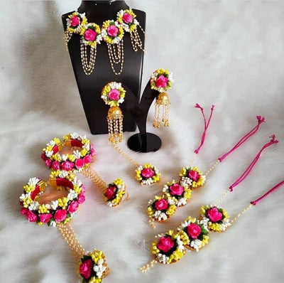 Flower jewellery set with anklets set / payal set 