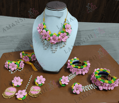 Lamansh Flower Jewellery 1 Necklace, 2 Earrings , 1 Maangtika , 2 Bracelets attached to ring & 2 Bajubands Armlets / Pink LAMANSH® Special Floral 🌺 Jewellery Set For Haldi / Mehndi / Artificial Flower jewellery set