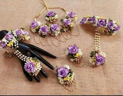 Lamansh Flower 🌺 Jewellery 1 Necklace, 2 Earrings ,1 Maangtika & 2 Bracelets Attached with Ring set / Purple LAMANSH® Handmade Flower Jewellery Set For Women & Girls / Haldi Set