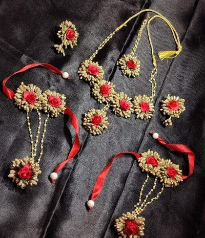 Lamansh Flower 🌺 Jewellery 1 Necklace, 2 Earrings ,1 Maangtika & 2 Bracelets Attached with Ring set / Red-Golden LAMANSH® Handmade Flower Jewellery Set For Women & Girls / Haldi Set