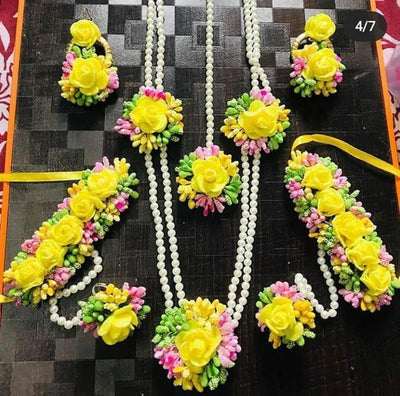 Lamansh Flower 🌺 Jewellery 1 Necklace, 2 Earrings ,1 Maangtika & 2 Bracelets Attached with Ring set / Yellow-Green-Pink LAMANSH® Handmade Flower Jewellery Set For Women & Girls / Haldi Set