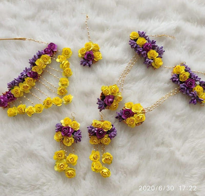 Lamansh Flower 🌺 Jewellery 1 Necklace, 2 Earrings ,1 Maangtika & 2 Bracelets attached with ring set / Yellow-Purple LAMANSH® Handmade Flower Jewellery Set For Women & Girls / Haldi Set