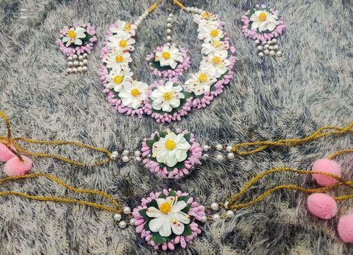 Lamansh Flower 🌺 Jewellery 1 Necklace, 2 Earrings ,1 Maangtika & 2 Bracelets set / Pink-White LAMANSH® Handmade Flower Jewellery Set For Women & Girls / Haldi Set