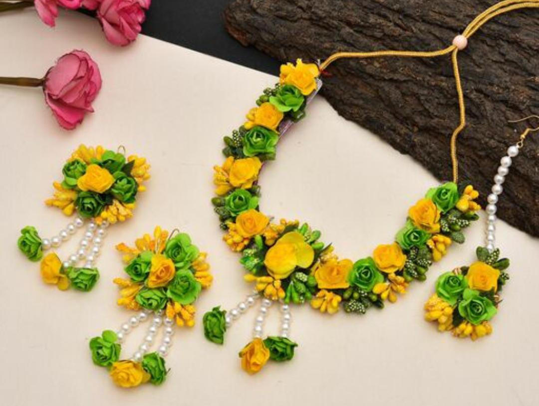 Lamansh Flower 🌺 Jewellery 1 Necklace, 2  Earrings & 1 Maangtika set / Yellow-Green LAMANSH® Artificial Flower Jewellery Set For Women & Girls / Haldi Set
