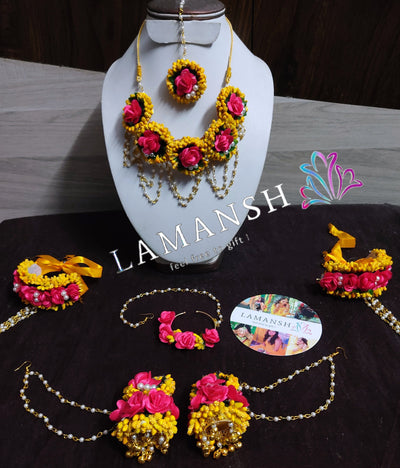 Lamansh Flower Jewellery 1 Necklace, 2 Earrings, 2 Bracelet attached to ring , 1 Maangtika & 1 Nath Nose ring / Yellow Pink LAMANSH® Floral 🌷 Jewellery Set for Haldi Mehendi rasam / Artificial jewellery set with nath nosering