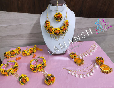 Lamansh Flower 🌺 Jewellery 1 Necklace, 2 Earrings With side Chain ,1 Maangtika, 2 Bajuband & 2 Bracelets Attached with Ring set / Multicolor LAMANSH® Shells 🐚 Handmade Flower Jewellery Set For Women & Girls / Haldi Set