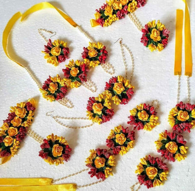 Flower jewellery Set for Haldi , Mehndi / Bracelet set 