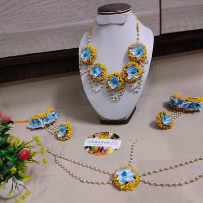 Lamansh Flower 🌺 Jewellery 1 Necklace, 2 Jhumki Earrings ,1 Maangtika & 2 Bracelets Attached with Ring set / Peach-Golden-Orange LAMANSH® Bridal Flower Jewellery Set For Haldi & Mehendi Ceremony
