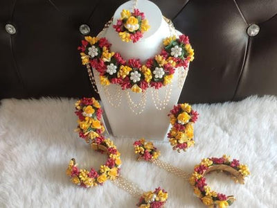 Lamansh Flower 🌺 Jewellery 1 Necklace, 2 Jhumki Earrings ,1 Maangtika & 2 Bracelets attached with ring set / Pink-yellow-Green LAMANSH® Handmade Flower Jewellery Set For Women & Girls / Haldi Set