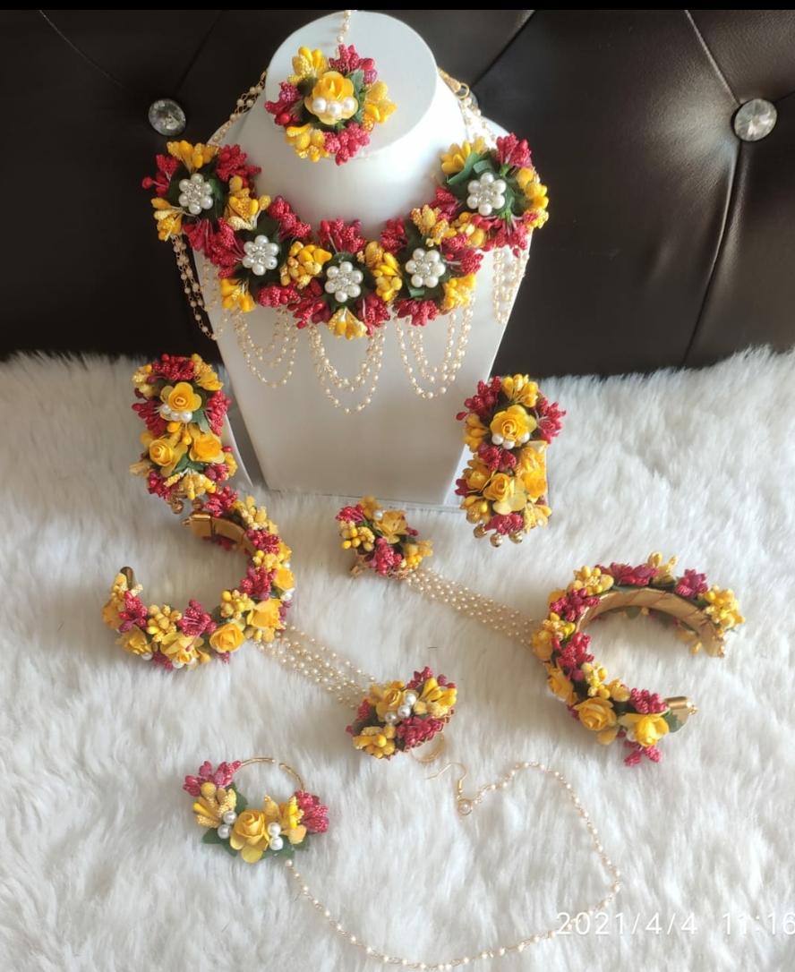 Lamansh Flower 🌺 Jewellery 1 Necklace, 2 Jhumki Earrings ,1 Maangtika & 2 Bracelets Attached with Ring set / Yellow-Red LAMANSH® Handmade Flower Jewellery Set For Women & Girls / Haldi Set