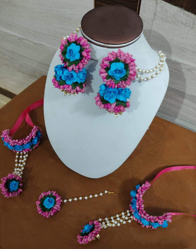 Lamansh Flower 🌺 Jewellery 2 Earrings ,1 Maangtika & 2 Bracelets attached with ring / Pink - Blue LAMANSH® Handmade Flower Jewellery Set For Women & Girls / Haldi Set
