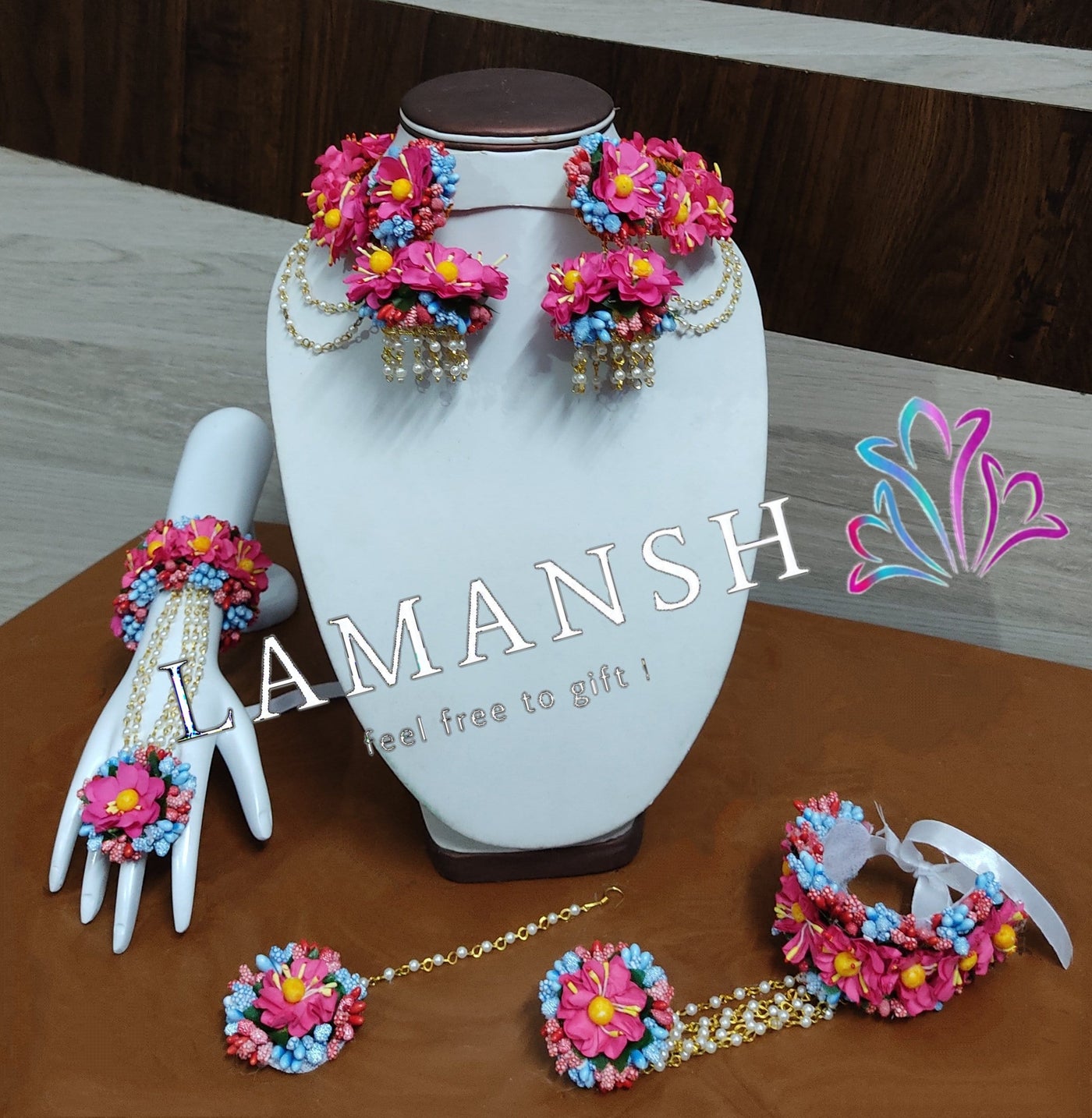 Lamansh Flower 🌺 Jewellery 2 Earrings with side chain to hair , 1 Maangtika & 2 Bracelets Attached with ring / Dark Pink - Blue - Yellow - Red LAMANSH® Flower Jewellery Set For Women & Girls / Haldi Set