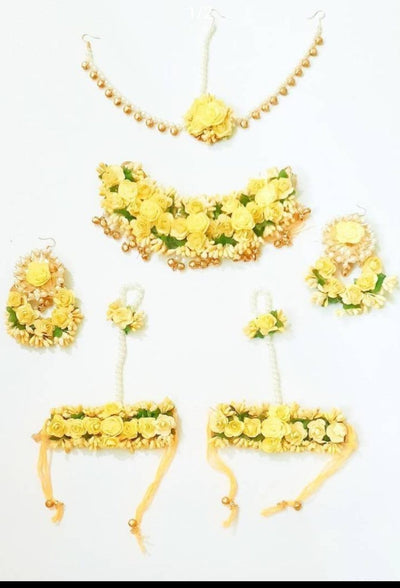 Yellow floral jewellery for haldi