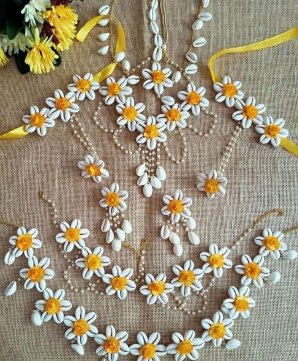 LAMANSH Flower Jewellery White-Yellow / Standard / Shells 🐚 Style LAMANSH® Shell Flower Jewellery Set With Necklace / Complete Bridal set for Haldi & Mehendi / Floral & Shells 🐚 set