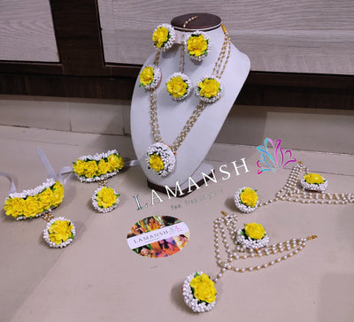 Lamansh Flower Jewellery with payal 1 Necklace, 2 Earrings , 1 Maangtika, 2 Bracelets attached to ring & 2 Anklets / Yellow-White LAMANSH® Bridal Floral 💛 Jewellery Set with Anklets / For Haldi ceremony