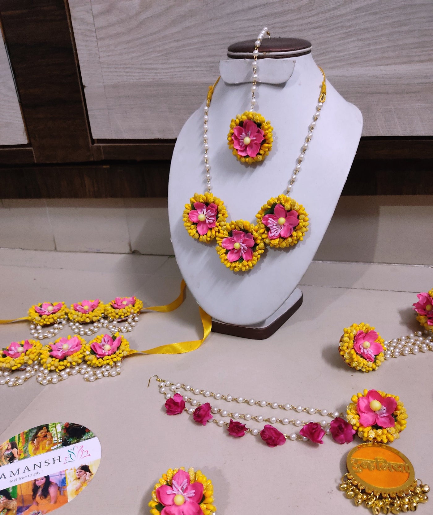 LAMANSH Flower Jewellery Yellow & Pink LAMANSH® Dulhaniyaa Yellow Pink Flower 🌸 Jewellery Set with Kamarbandh for Haldi - Mehendi ceremony / Floral set for Dohle devan function with waistbelt
